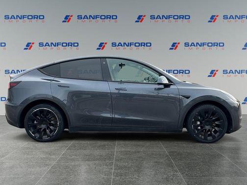 2021 Tesla Model Y Long Range Dual Motor All-Wheel Drive