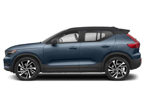 2022 Volvo XC40 T5 R-Design