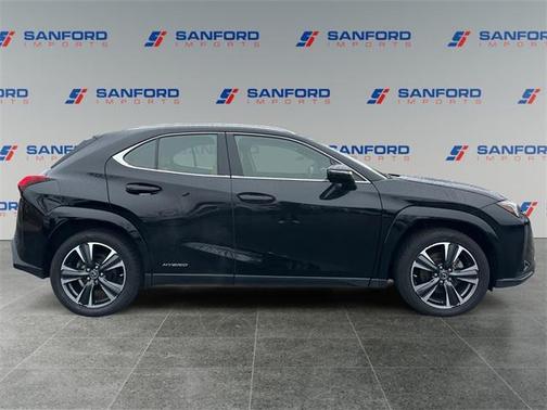 2022 Lexus UX 250h Base