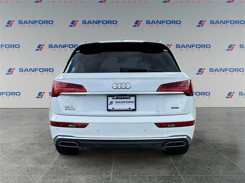 2023 Audi Q5 45 S line Premium