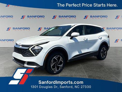 Snow White Pearl 2023 Kia Sportage LX