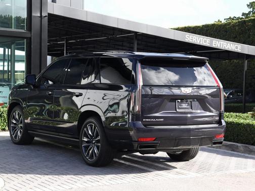 2023 Cadillac Escalade Sport Platinum