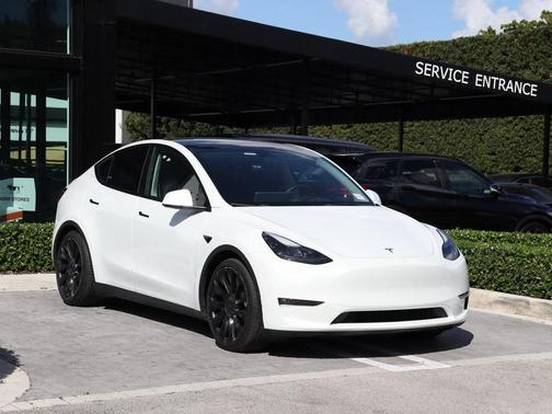 2023 Tesla Model Y Performance Dual Motor All-Wheel Drive