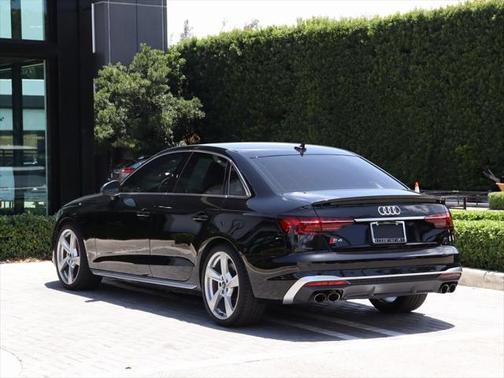 2023 Audi S4 Premium Plus TFSI quattro Tiptronic