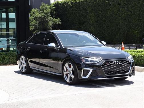 2023 Audi S4 Premium Plus TFSI quattro Tiptronic