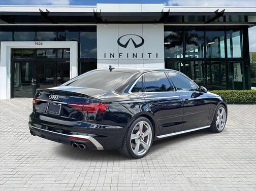 2023 Audi S4 Premium Plus TFSI quattro Tiptronic