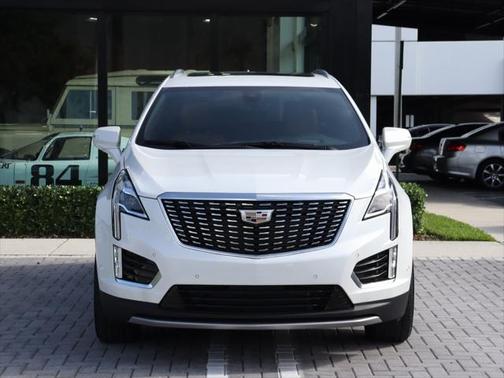 2022 Cadillac XT5 Premium Luxury
