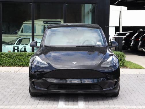 2022 Tesla Model Y Performance Dual Motor All-Wheel Drive