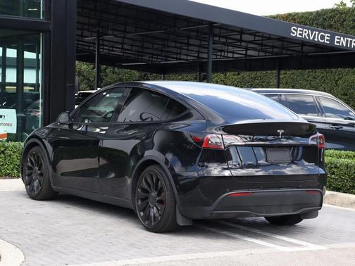 2022 Tesla Model Y Performance Dual Motor All-Wheel Drive