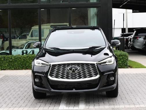 2023 INFINITI QX55 LUXE