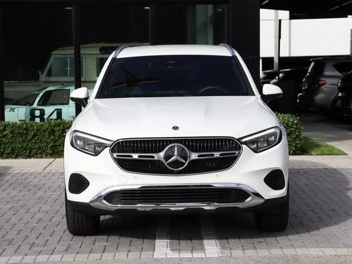 2025 Mercedes-Benz GLC 300 Base