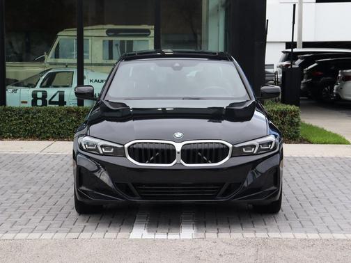 2025 BMW 330 i