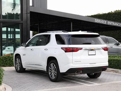 2023 Chevrolet Traverse High Country