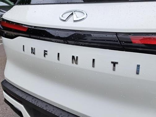 2022 INFINITI QX60 Pure