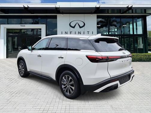 2022 INFINITI QX60 Pure