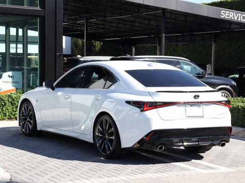 2022 Lexus IS 350 Base
