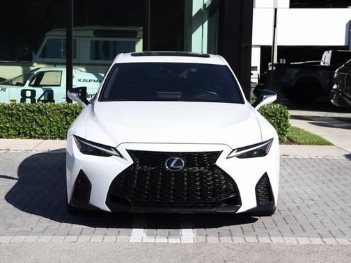 2022 Lexus IS 350 Base