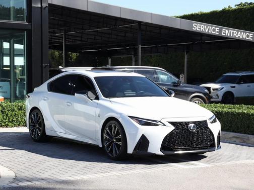 2022 Lexus IS 350 Base