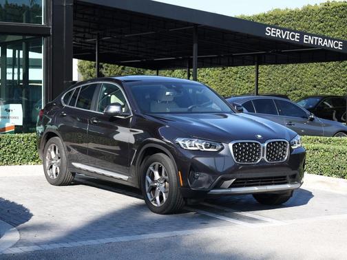 2025 BMW X4 xDrive30i