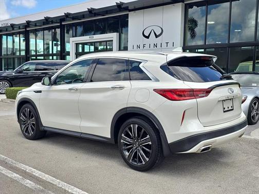 2022 INFINITI QX50 LUXE