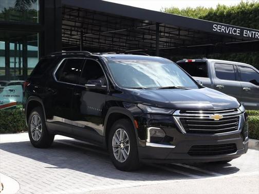 2022 Chevrolet Traverse LT Leather