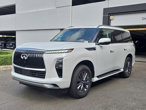 2025 INFINITI QX80 PURE