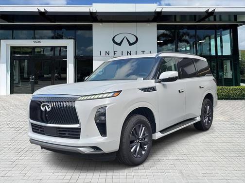 2025 INFINITI QX80 PURE