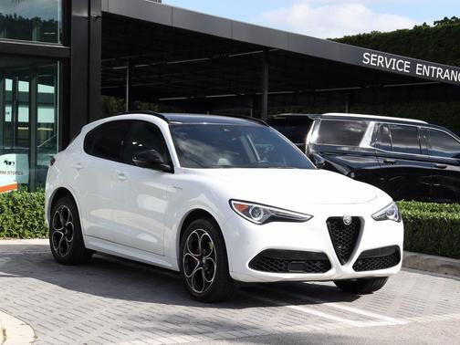 2023 Alfa Romeo Stelvio Veloce