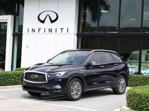 2023 INFINITI QX50 LUXE