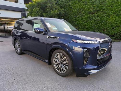 2025 INFINITI QX80 Luxe