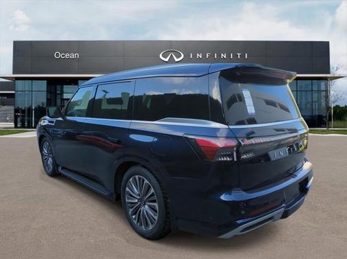 2025 INFINITI QX80 Luxe
