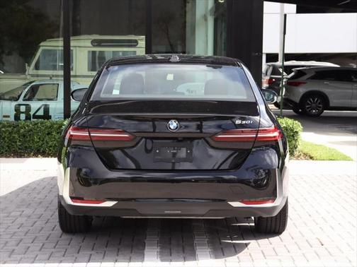 2024 BMW 530 i