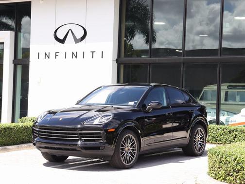 2022 Porsche Cayenne Platinum Edition