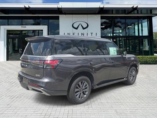 2025 INFINITI QX80 PURE