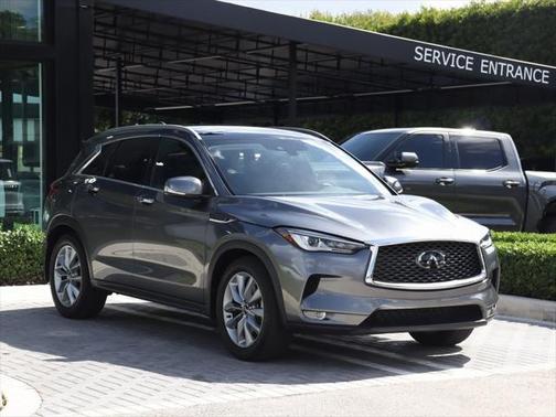 2022 INFINITI QX50 LUXE