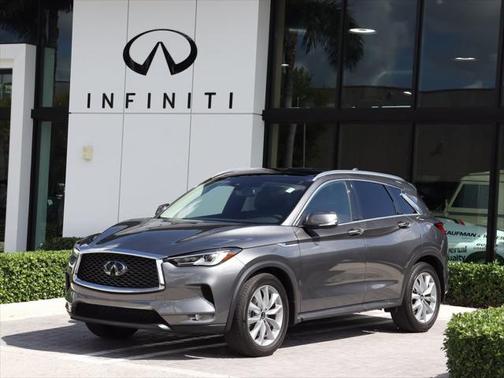 2022 INFINITI QX50 LUXE