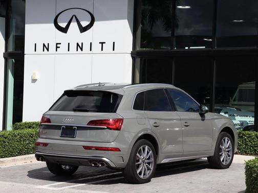 2022 Audi SQ5 3.0T Premium Plus