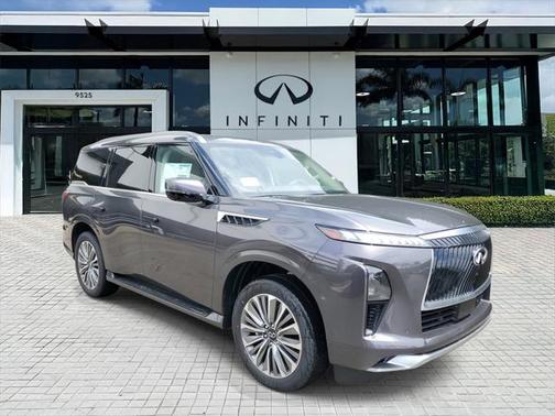 2025 INFINITI QX80 Luxe