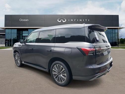 2025 INFINITI QX80 Luxe