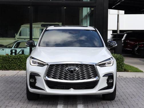 2025 INFINITI QX55 LUXE