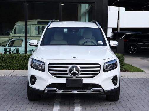 2025 Mercedes-Benz GLB 250 4MATIC
