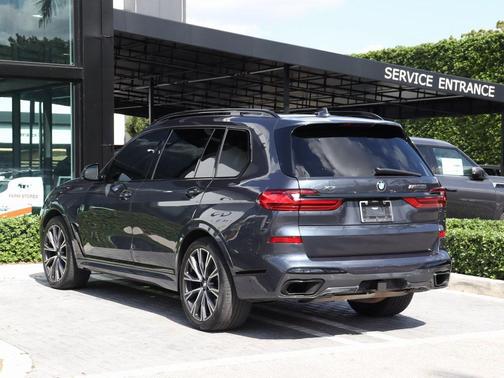 2022 BMW X7 xDrive40i