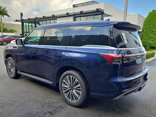 2025 INFINITI QX80 Luxe