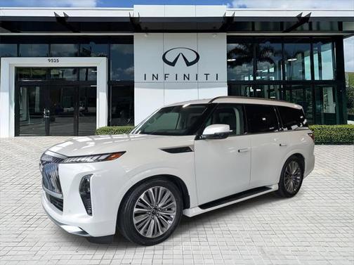 2025 INFINITI QX80 Luxe