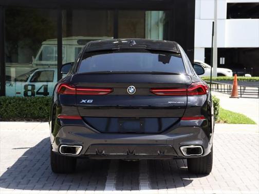2024 BMW X6 xDrive40i