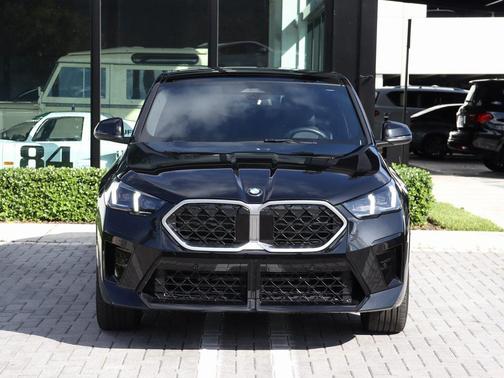 2025 BMW X2 xDrive28i