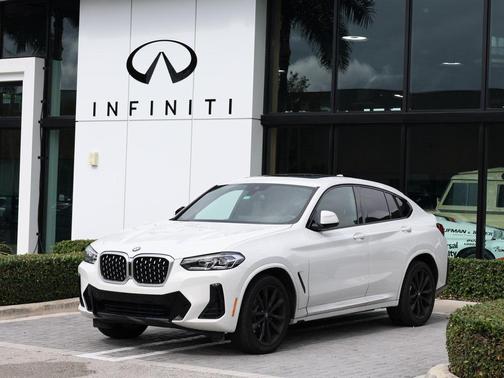 2023 BMW X4 xDrive30i