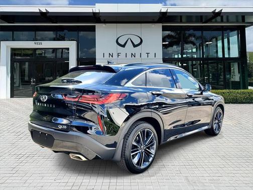 2025 INFINITI QX55 LUXE