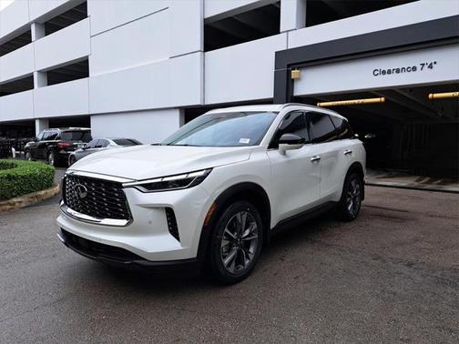 2025 INFINITI QX60 Luxe