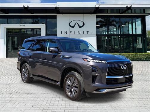 2025 INFINITI QX80 PURE